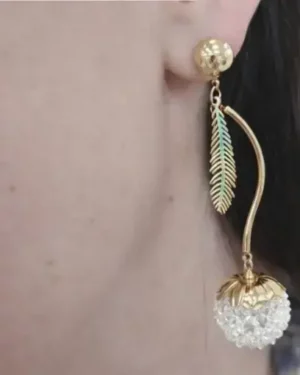 Boucles d'Oreilles Feuille Élégance Dorée