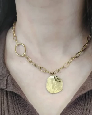 Collier Médaillon Doré